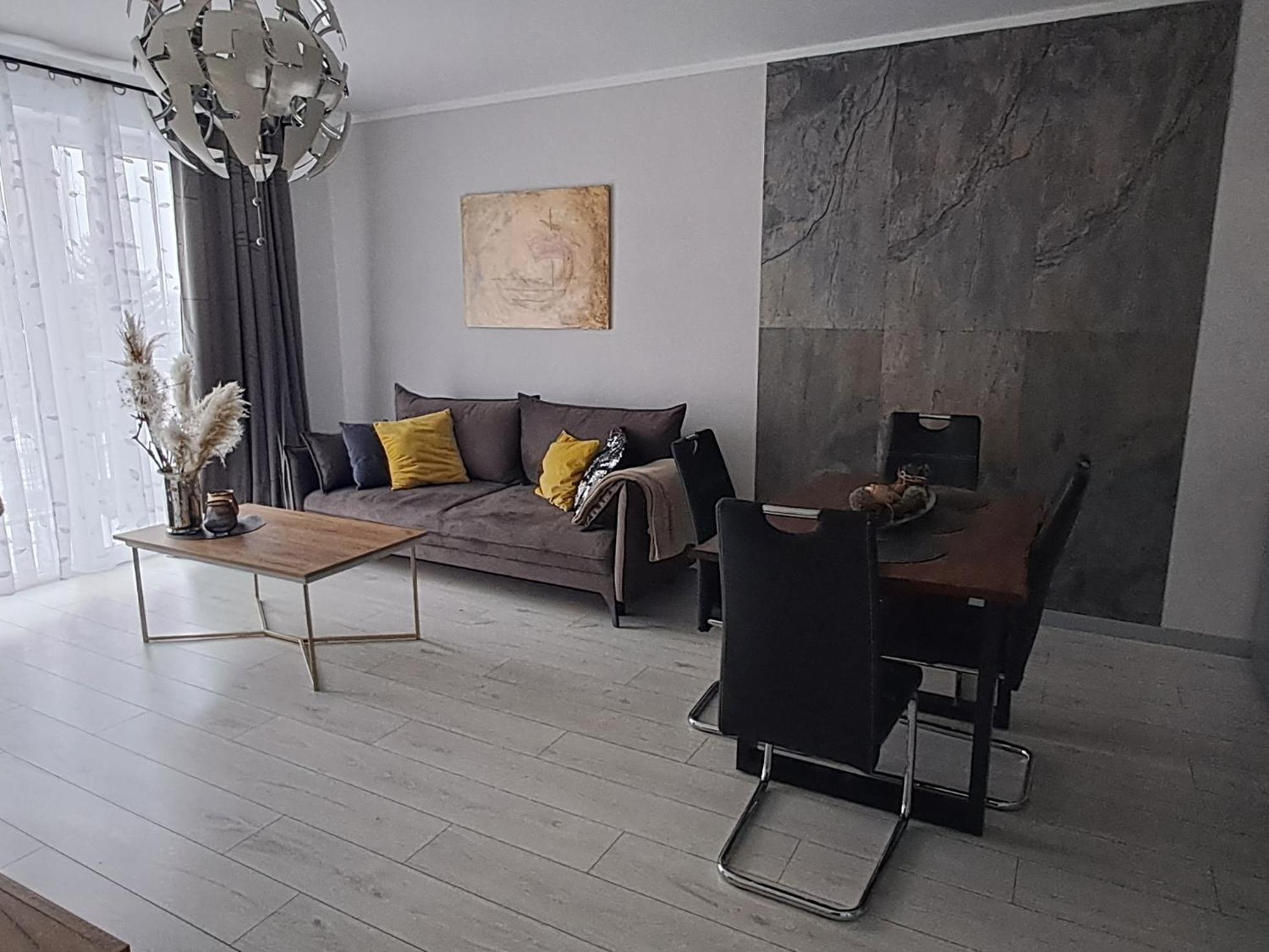 Apartament-Sweet Night Lubin  Ngoại thất bức ảnh